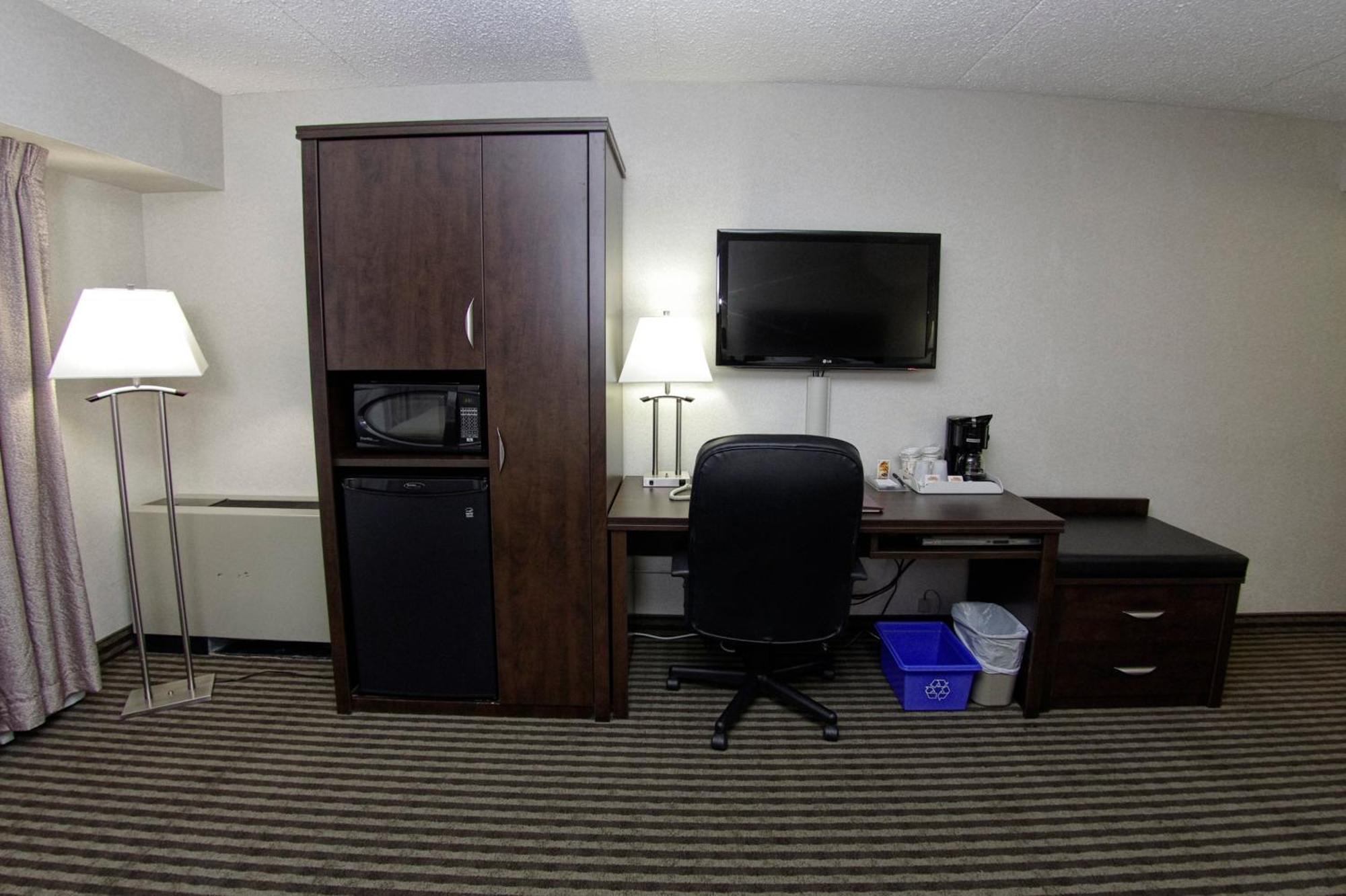 Victoria Inn Hotel & Convention Centre Brandon Dış mekan fotoğraf
