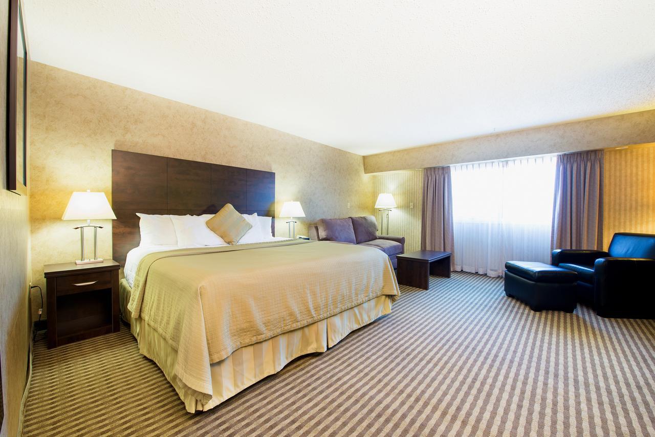 Victoria Inn Hotel & Convention Centre Brandon Dış mekan fotoğraf